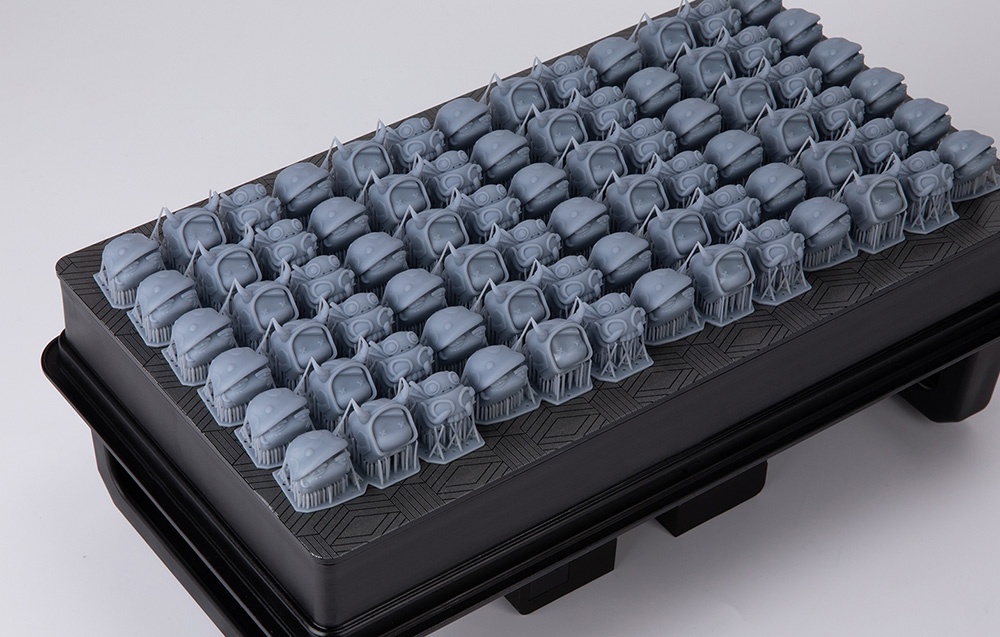 Build space for large models and batch production