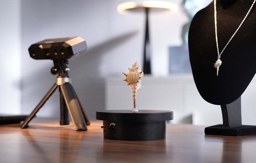 Fast scanning at up to 16 frames per second