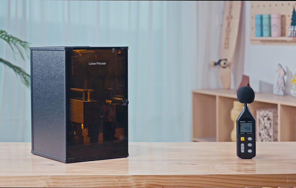 Professional engraving quality in a compact form