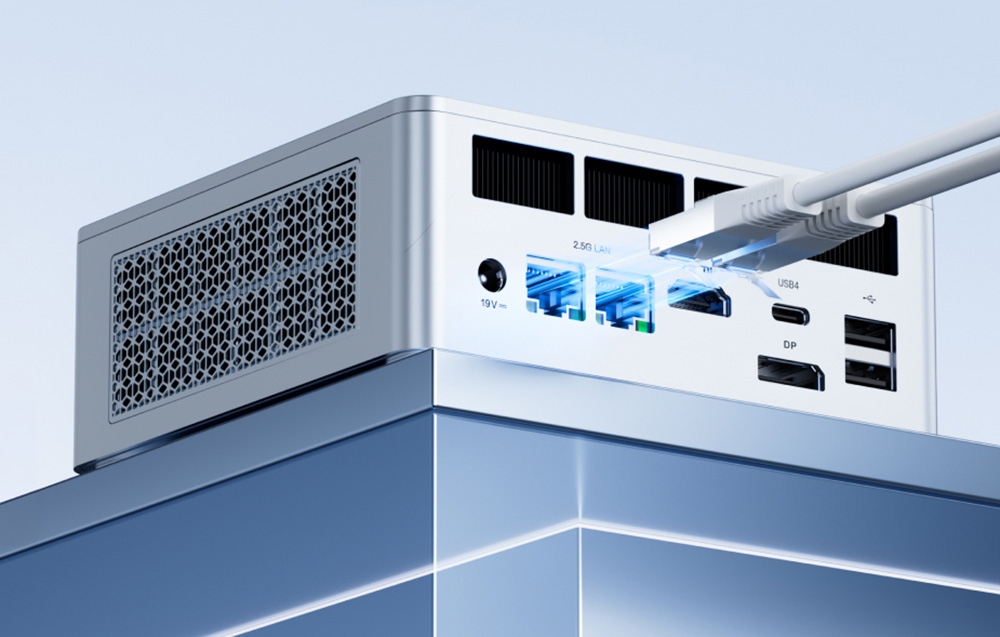 MINIS FORUM M1 Plus Mini PC