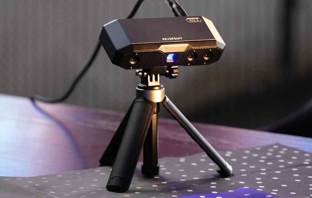 Color scanning at 2 MP resolution